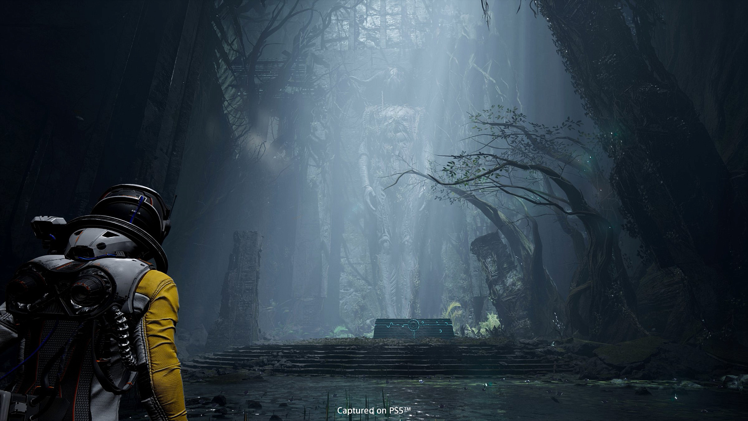 Returnal [PS5, русская версия]